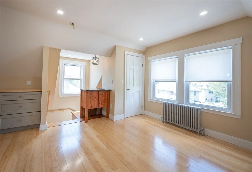 Photo of 112 Dyer Ave