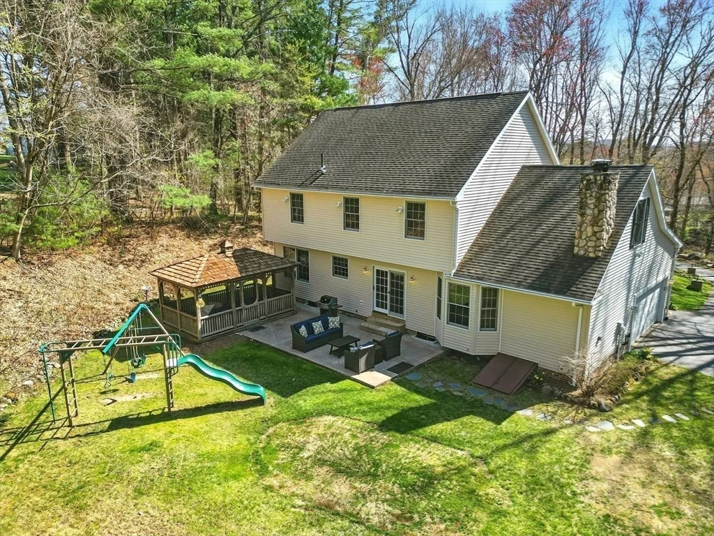Photo of 4 Mark Twain Dr
