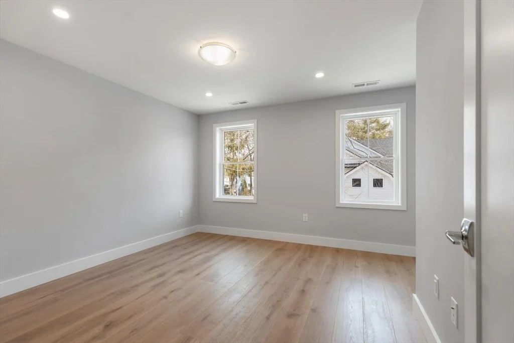 Photo of 34 Bridge St