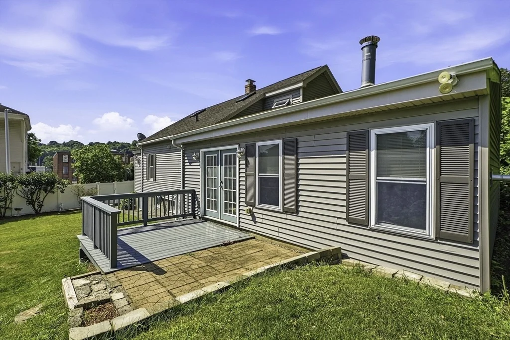 Photo of 55 Chilmark St