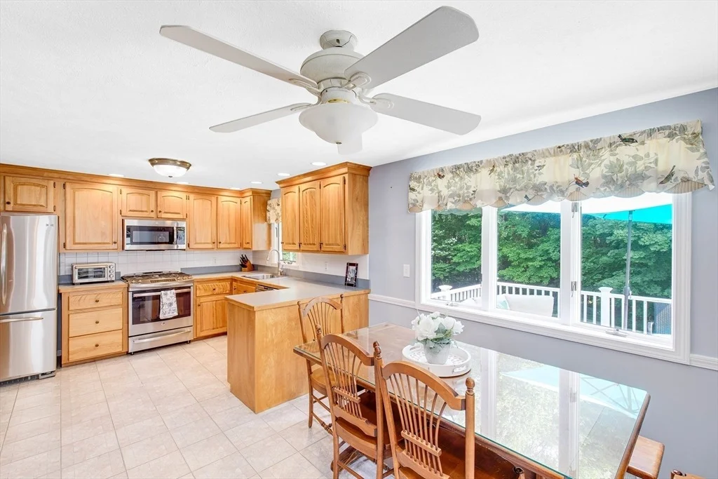 Photo of 33 Farnham Rd