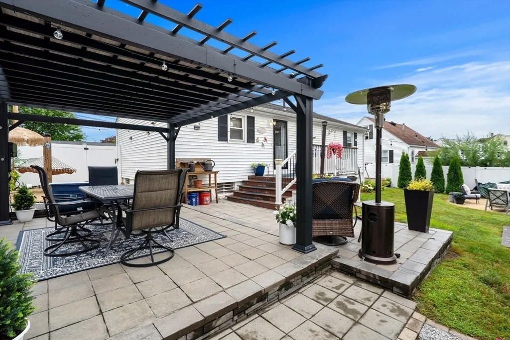 Photo of 6 Haskell Pl