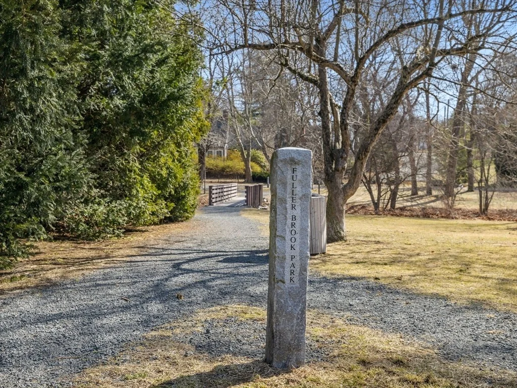 Photo of 75 Leighton Rd