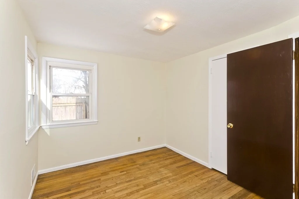 Photo of 10 Calvin St