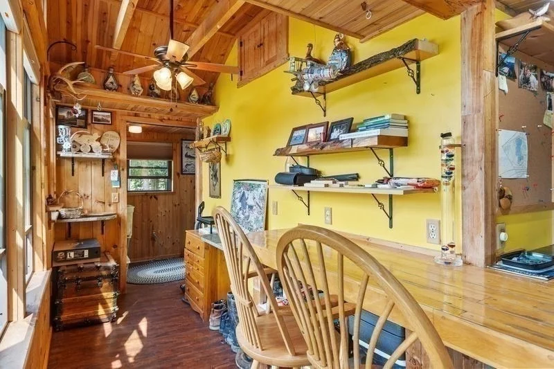 Photo of 79 Kendall Pond South