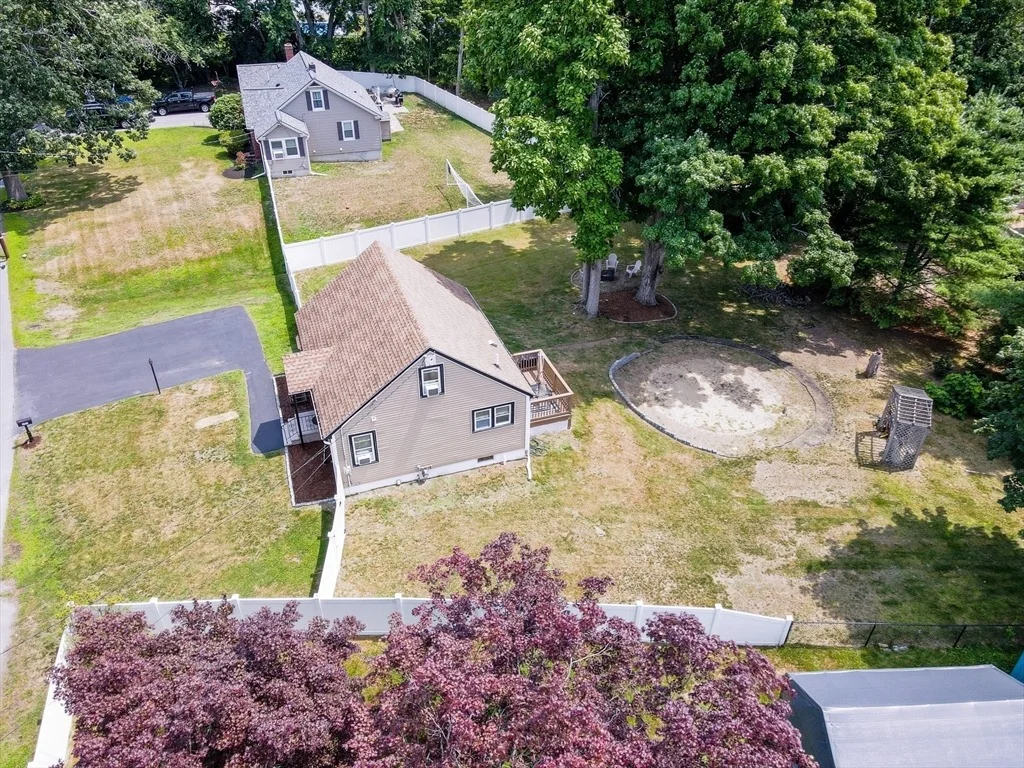 Photo of 103 Fox Ave