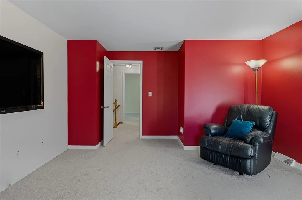 Photo of 114 Lodi Rd