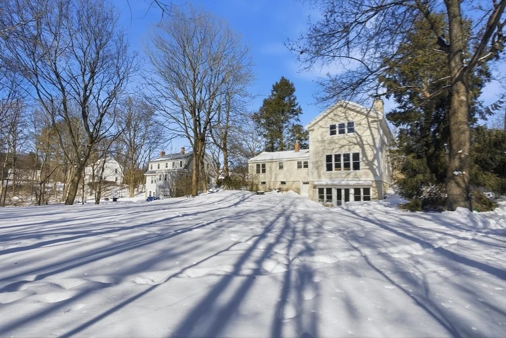Photo of 414 Great Road
