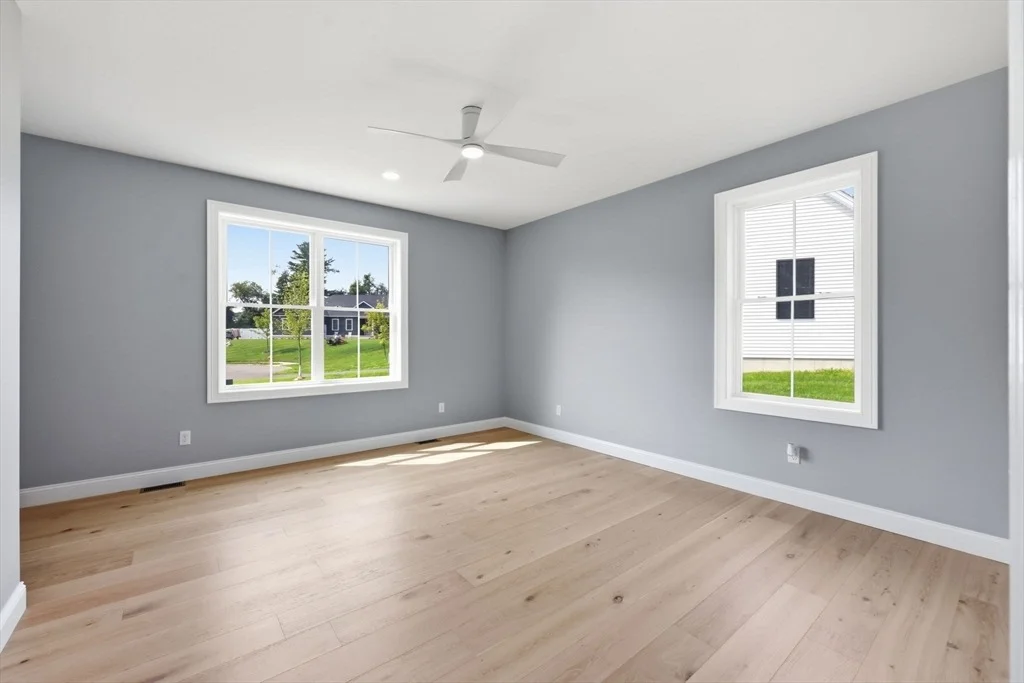 Photo of 17 Silvergrass Ln