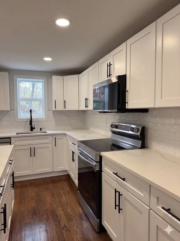 Photo of 98 Elm St
