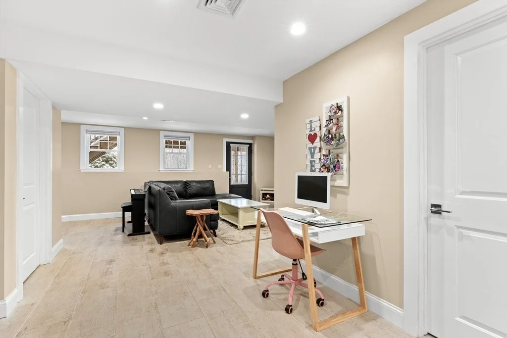 Photo of 14 Nurse Way