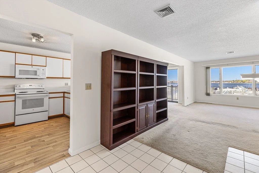 Photo of Unit 7703 at 700 Shore Dr