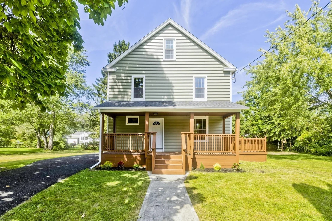 Photo of 7 Lawndale Street