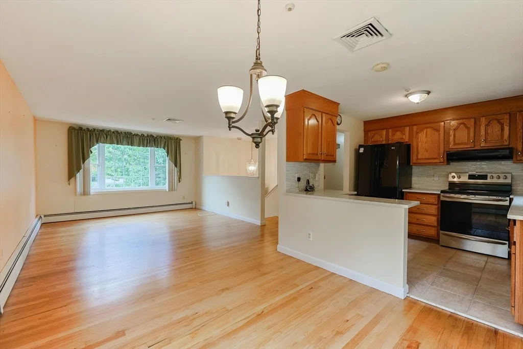Photo of 37 Oakleaf Dr