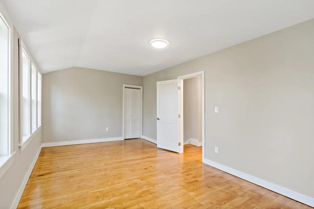 Photo of 172 Gibbs St