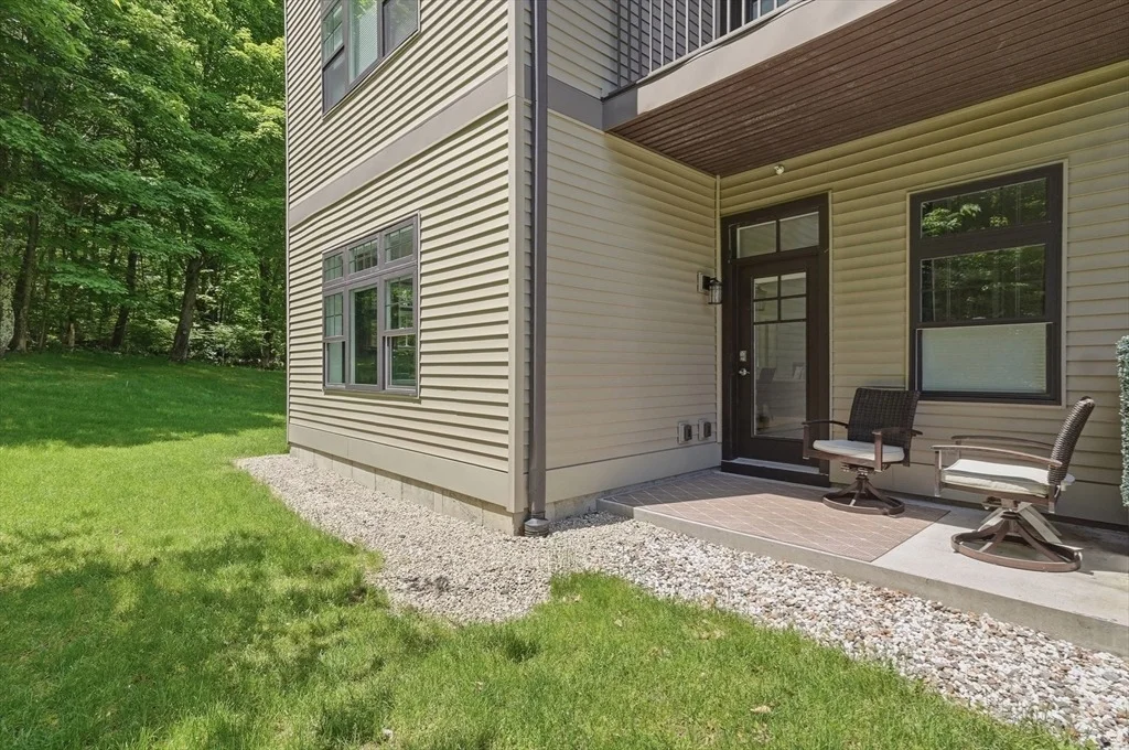 Photo of Unit 113 at 11 Executive Drive