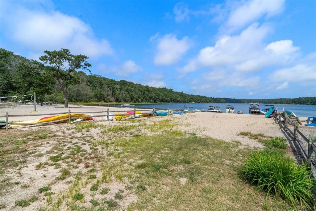Photo of 20 East Rd
