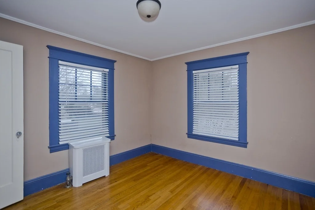 Photo of 29 Rhinebeck Ave