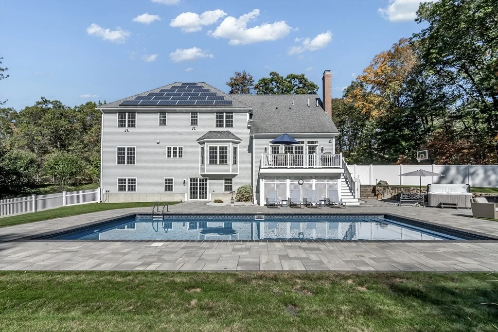 Photo of 320 High Plain Road