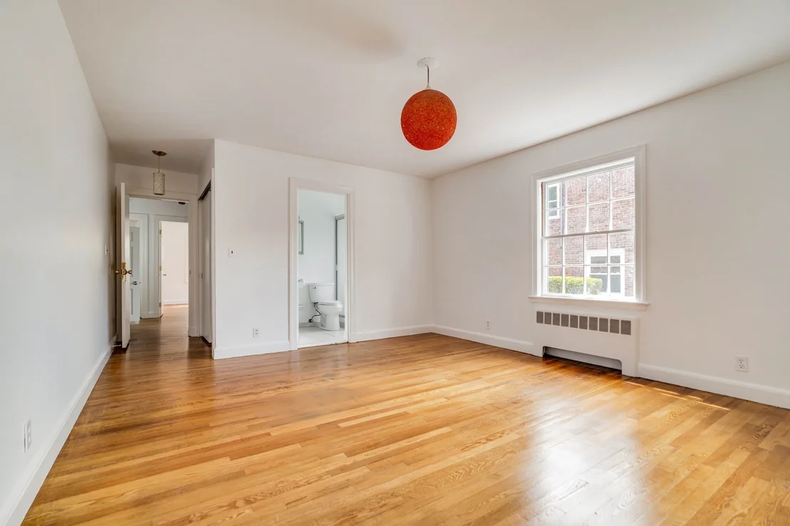 Photo of 77 Jordan Rd