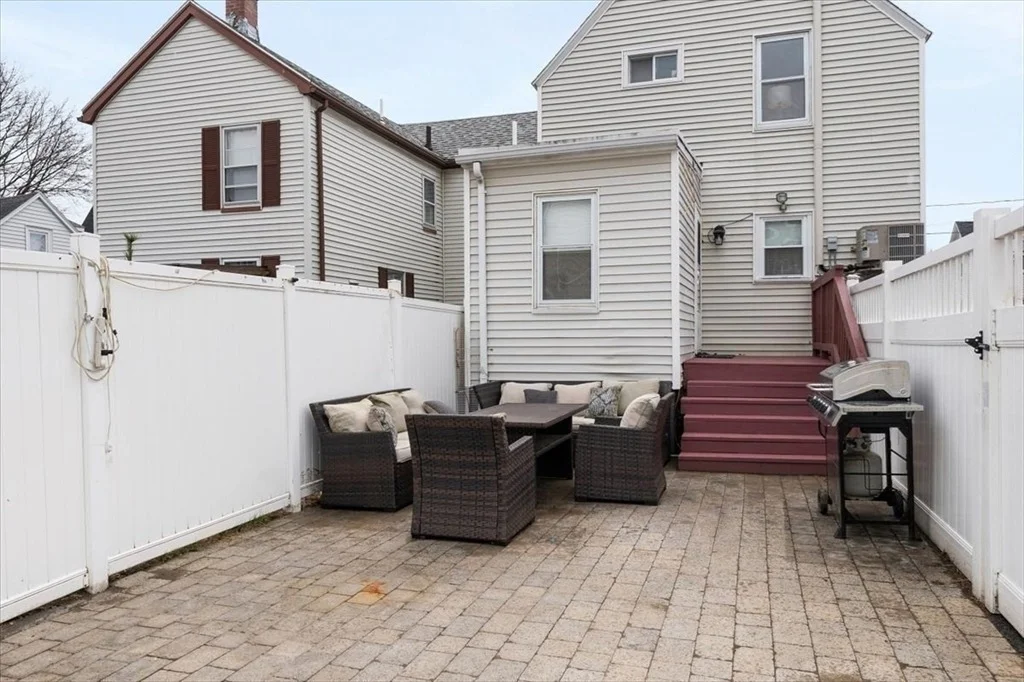 Photo of 28 Everett St