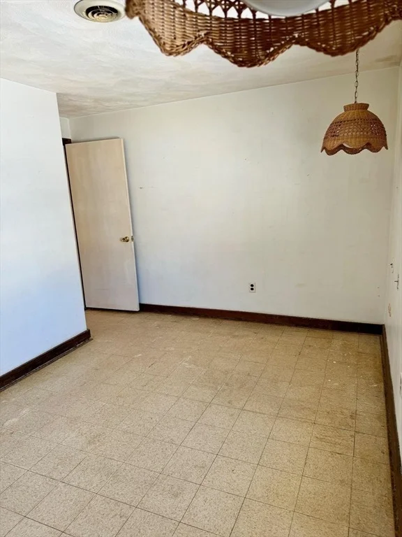 Photo of 126 Ames Rd