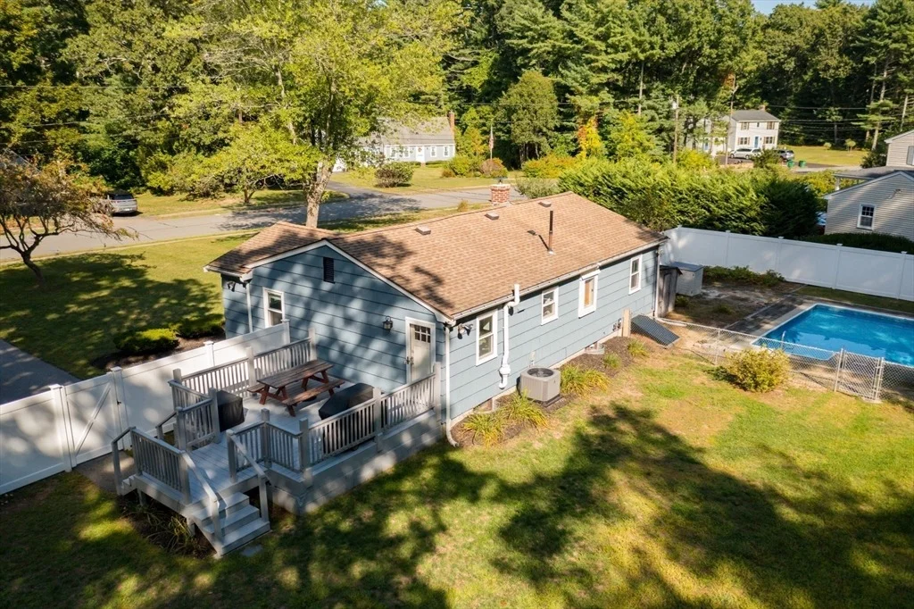 Photo of 27 Chestnut Rd
