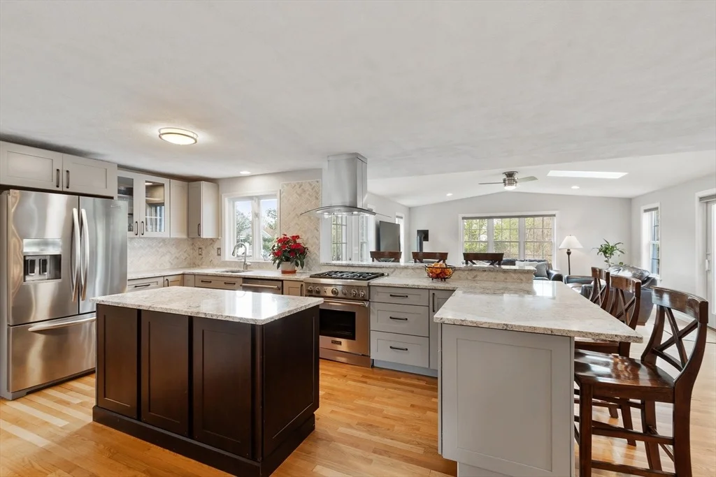 Photo of 2 Greenbrier Drive