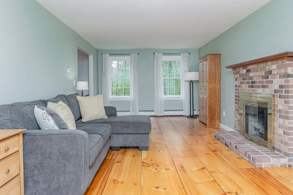 Photo of 118 Lawrence St