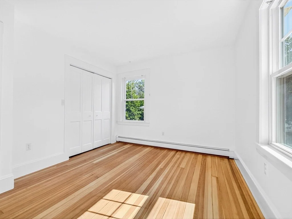 Photo of 39 Twitchell St