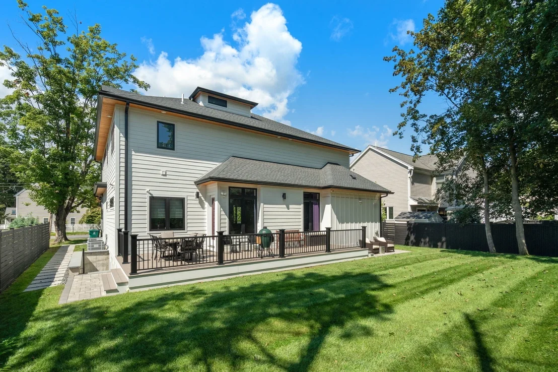 Photo of 6 Caulfield Cir