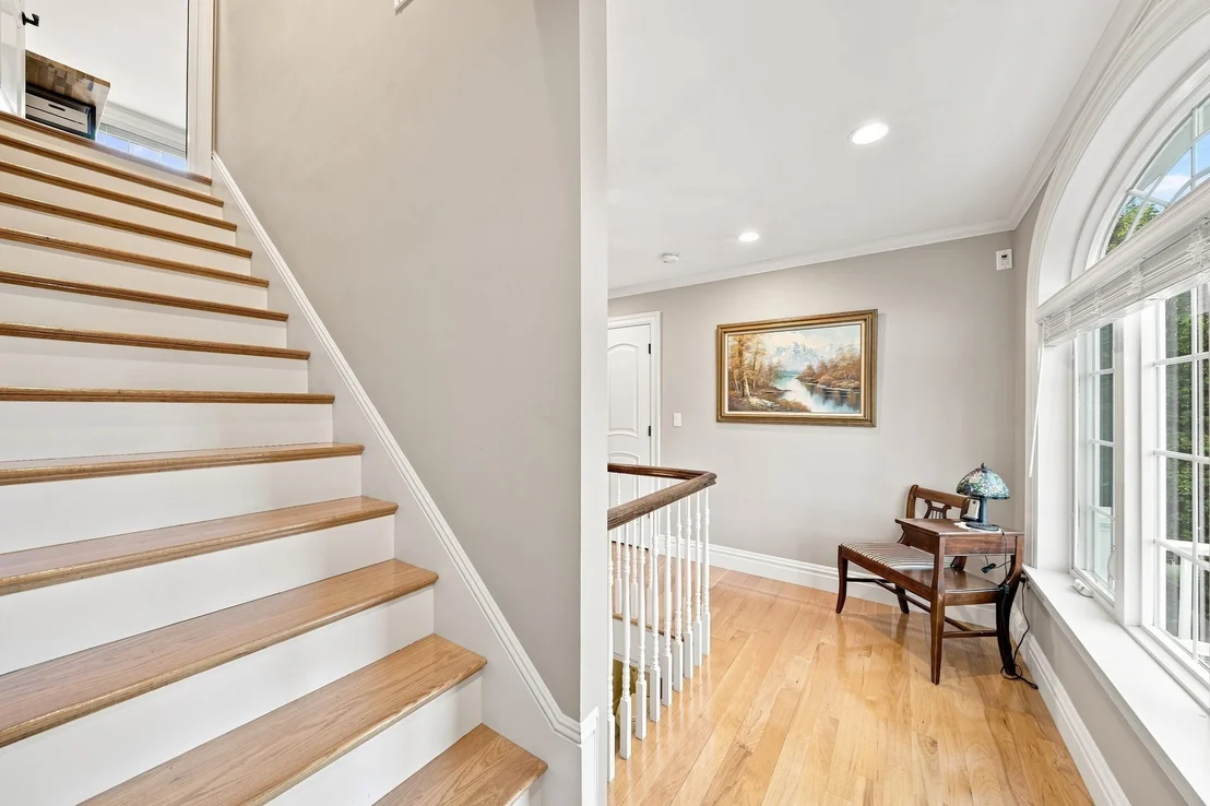 Photo of 5 Dell Ave