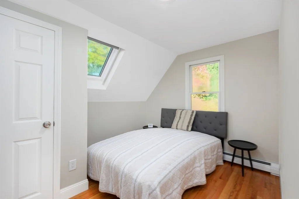 Photo of 103 Mayflower Ln
