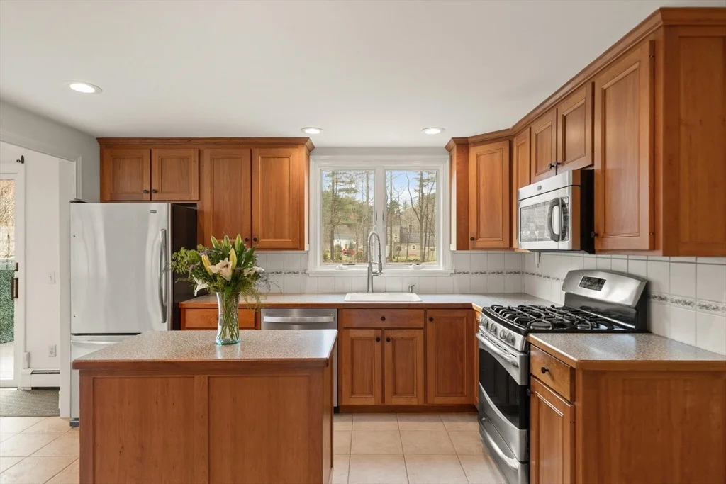 Photo of 9 Meadowview