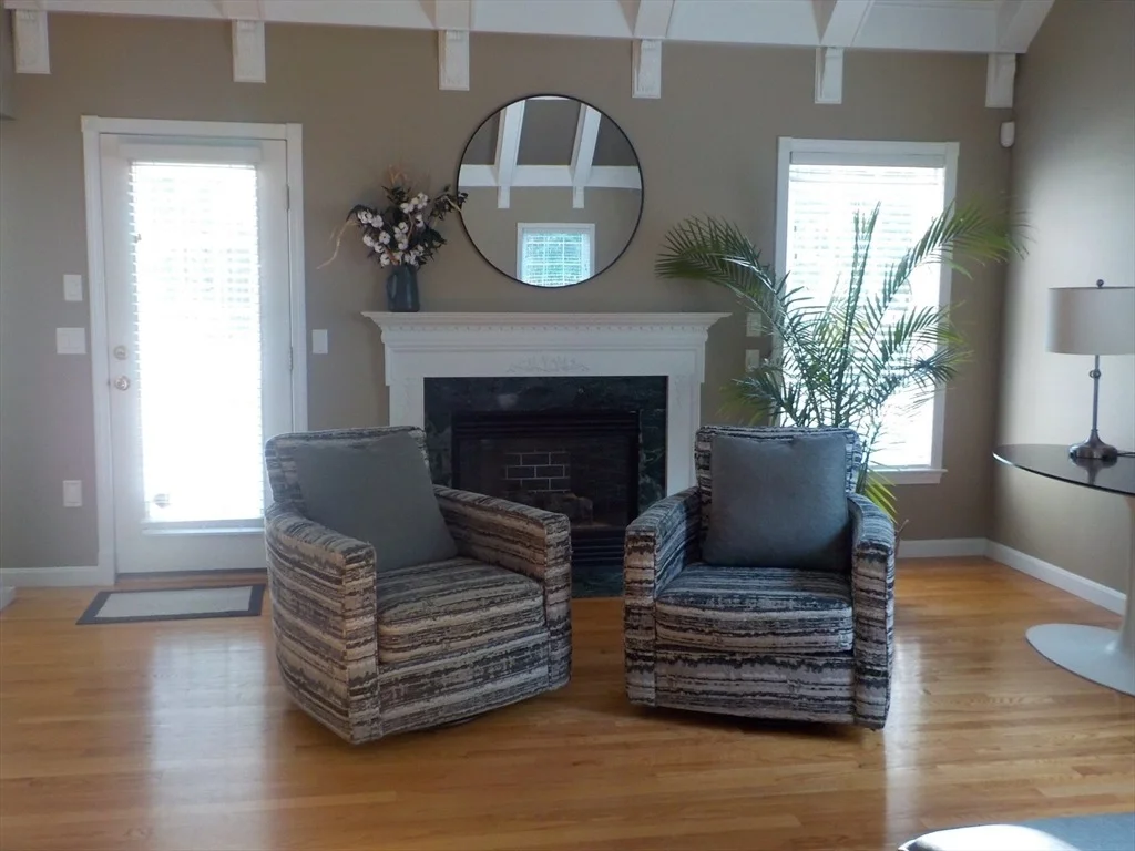 Photo of 140 Elmshade Dr