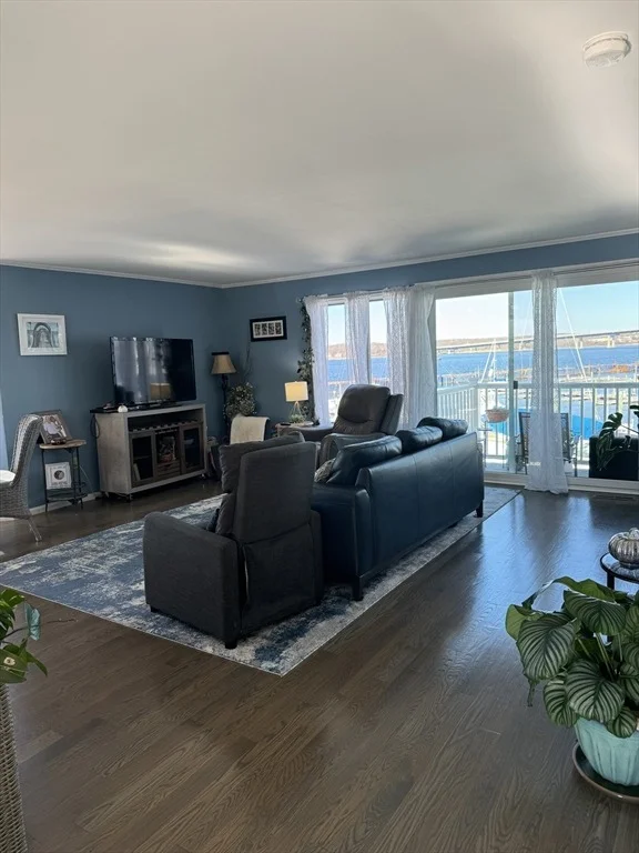 Photo of Unit 5501 at 700 Shore Dr