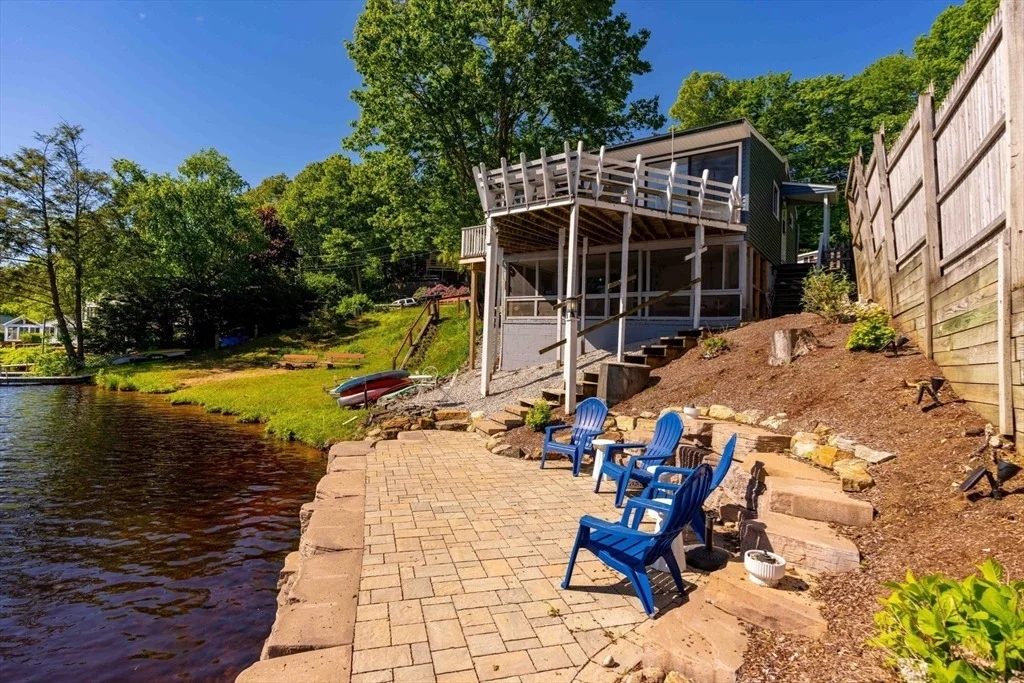 Photo of 11 Hamilton Dr