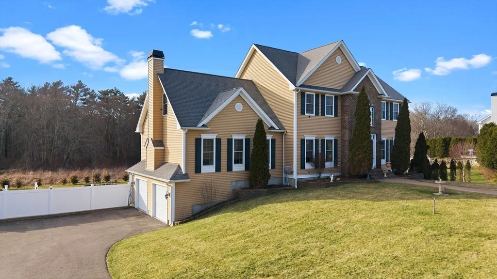 Photo of 6 Meadowlark Drive