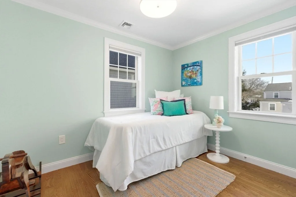 Photo of 30 Elmhurst Road