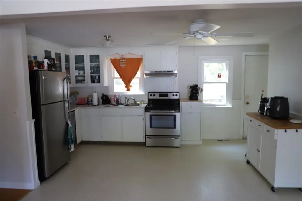 Photo of 335 Peekskill Ave.