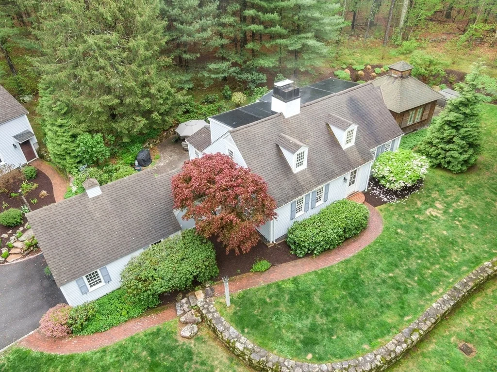 Photo of 5 Grasshopper Ln