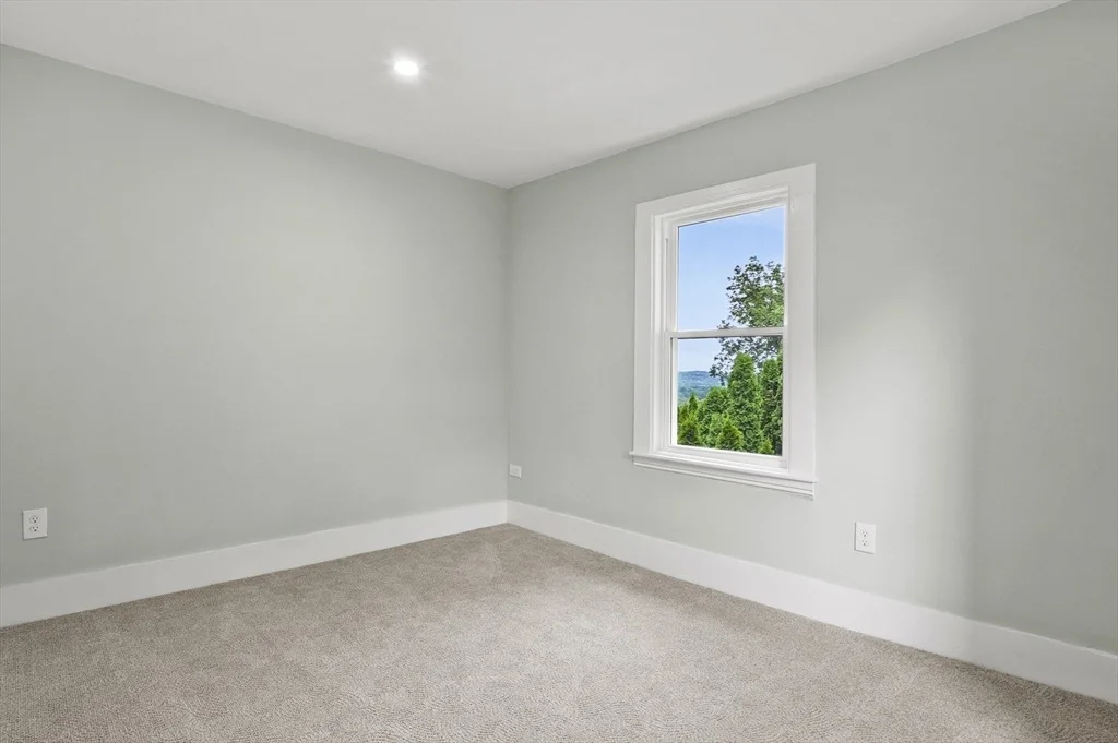 Photo of 112 Brookline Street