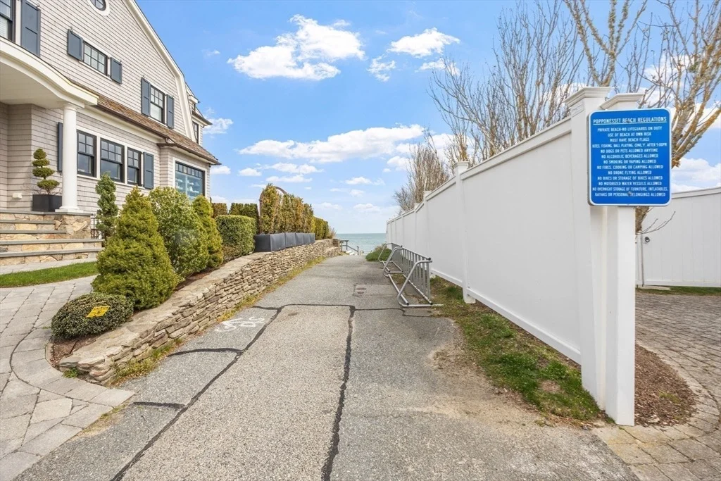 Photo of 25 Clover Ln