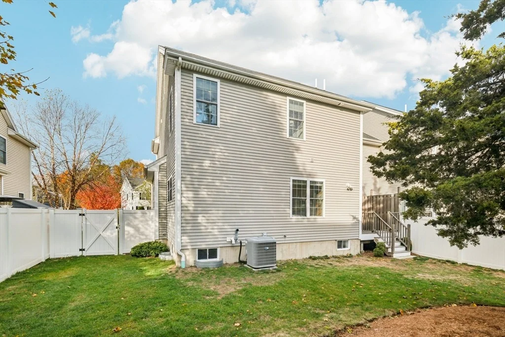 Photo of Unit 2 at 6 Blue Jay Cir