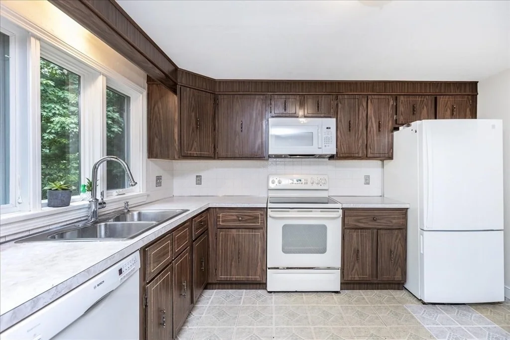 Photo of 37 Kathleen Drive