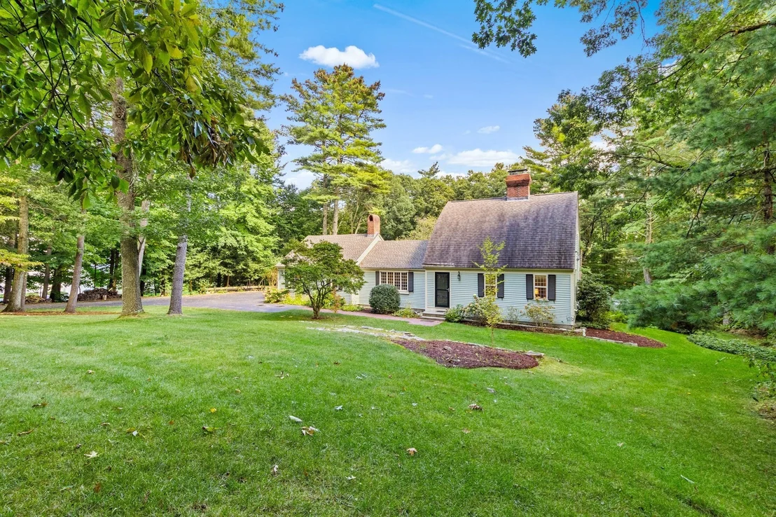 Photo of 35 Bare Hill Road