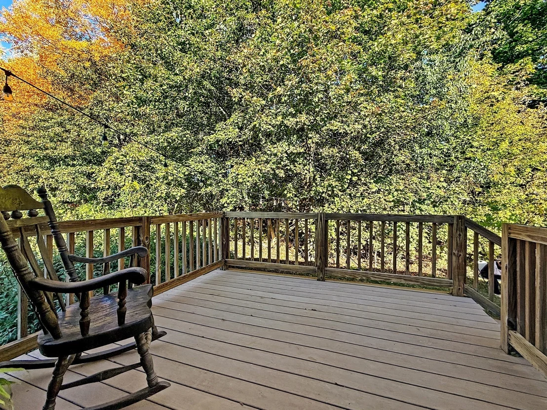 Photo of 23 Iona Ave