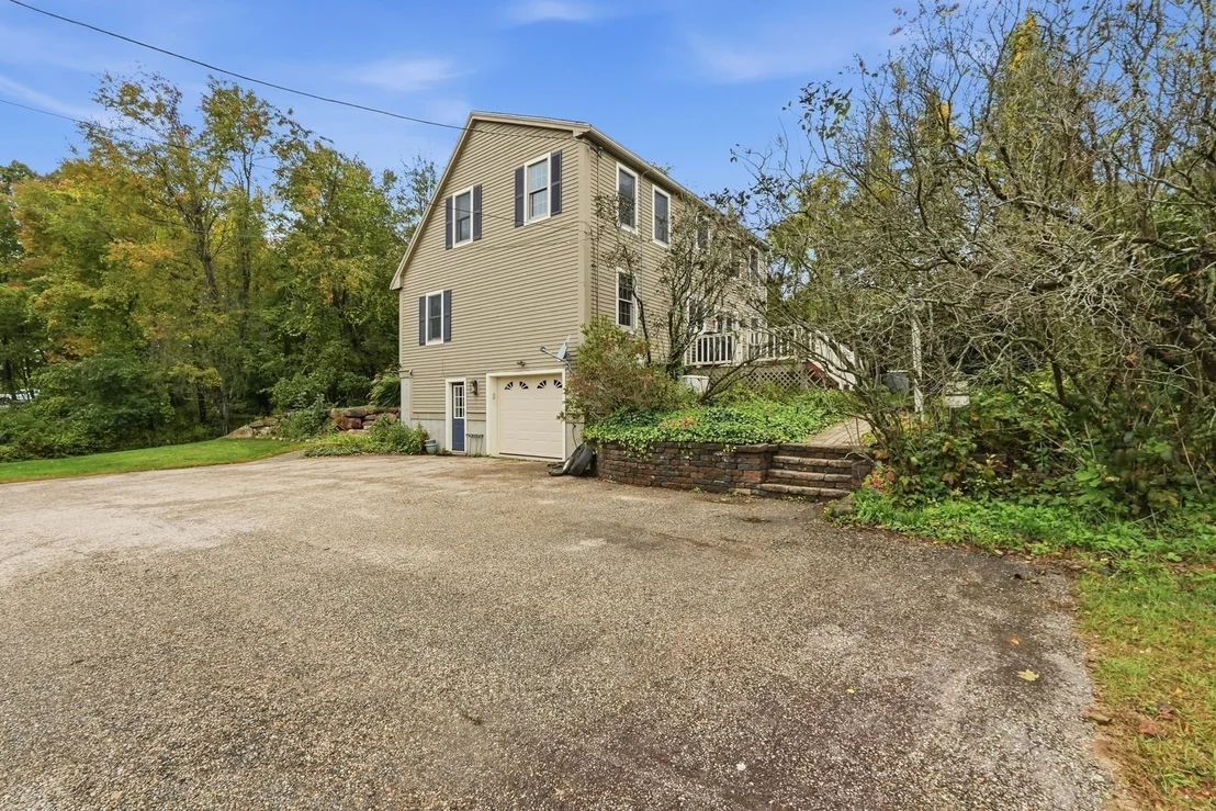 Photo of 235 Pierce Rd