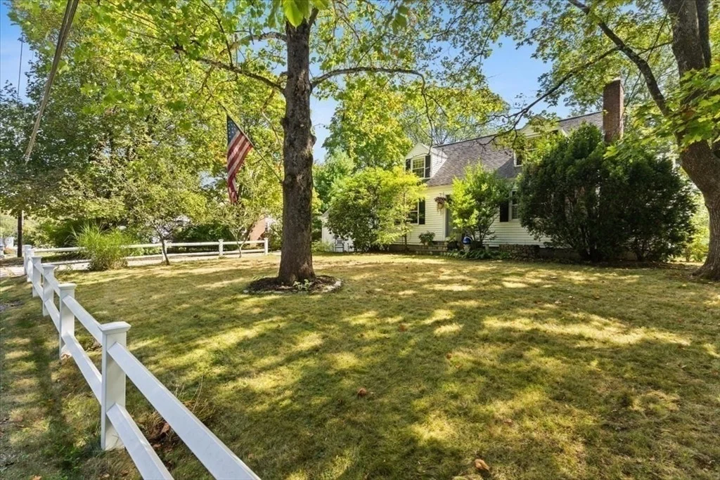 Photo of 15 Felch Rd