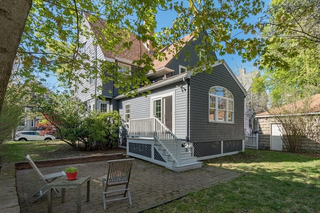Photo of 13 Marathon St